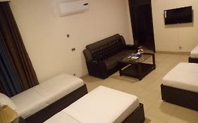Al-Fateh Hotel